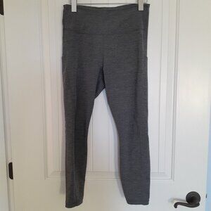 Athleta Ultimate Stash Pocket 7/8 Tight Gray Size M